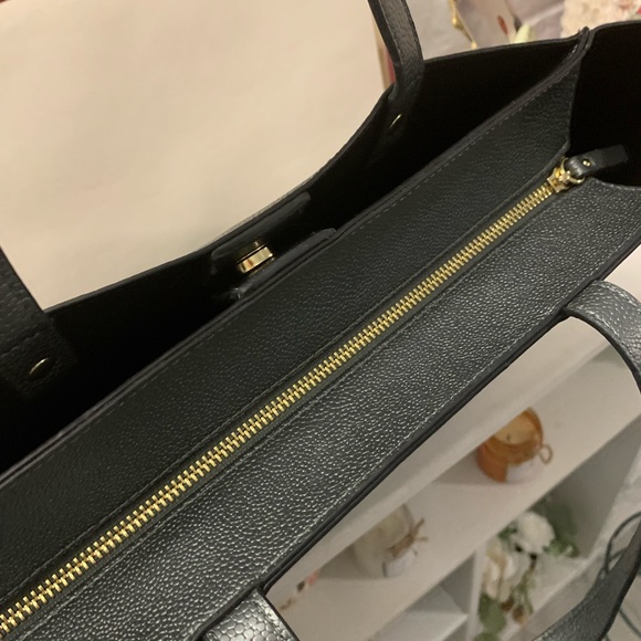 25% off of listed price. NWT Tahari Purse. Grey w/gold zipper & Snaps. Reposhed - Picture 7 of 11